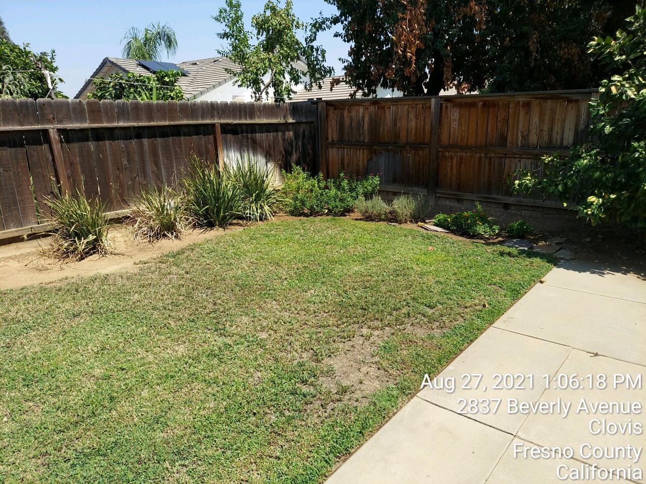 2837 Beverly Ave, Clovis, CA 93611