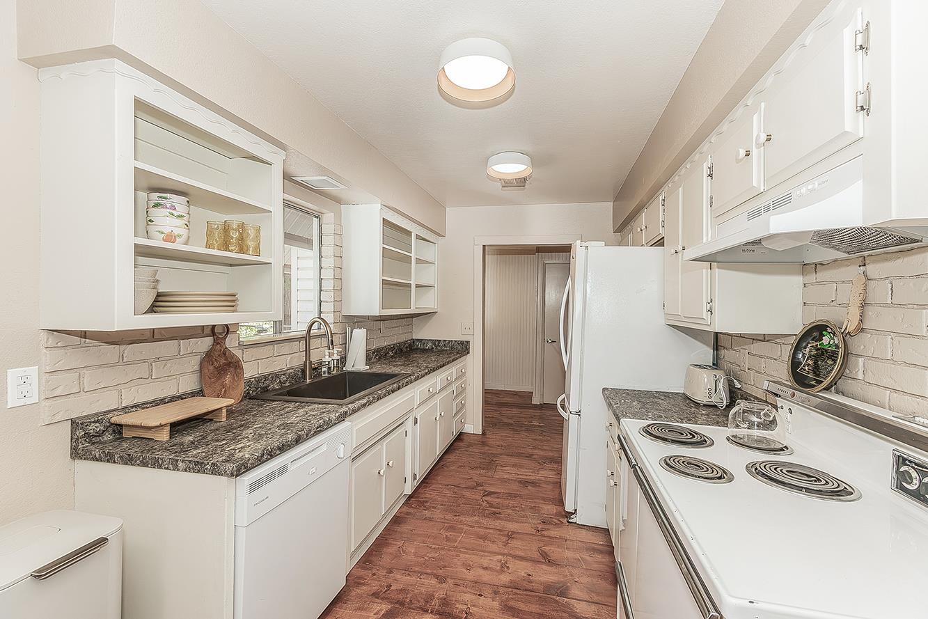41635 Alva Snow Ln, Auberry, CA 93602