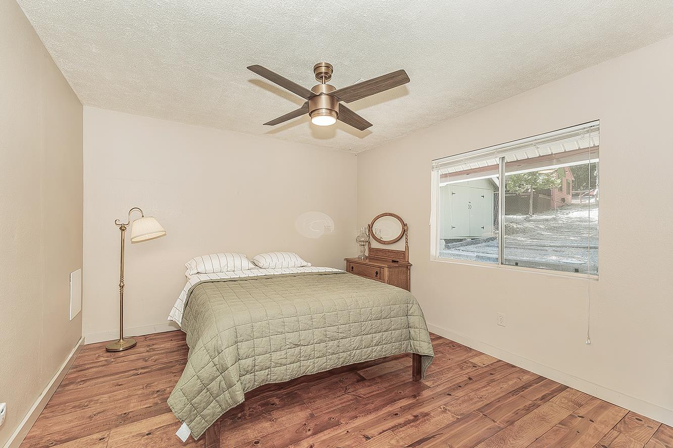 41635 Alva Snow Ln, Auberry, CA 93602