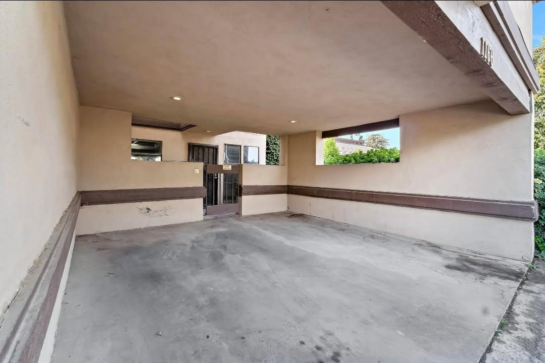 1166 Gem St #1, Tulare, CA 93274