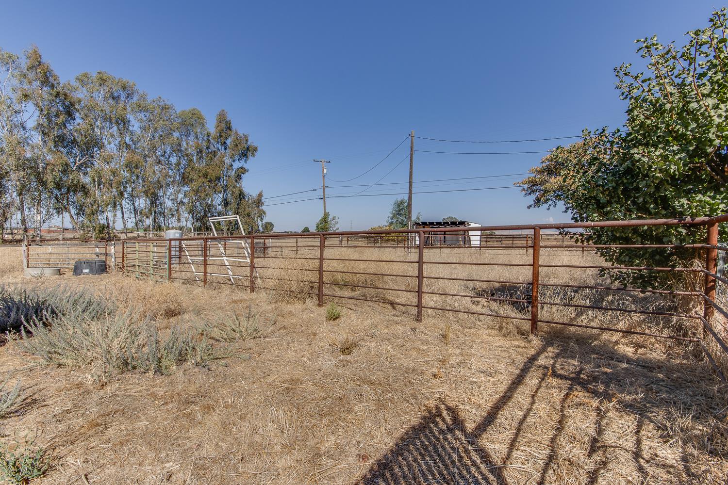 11495 E Herndon Ave, Clovis, CA 93619