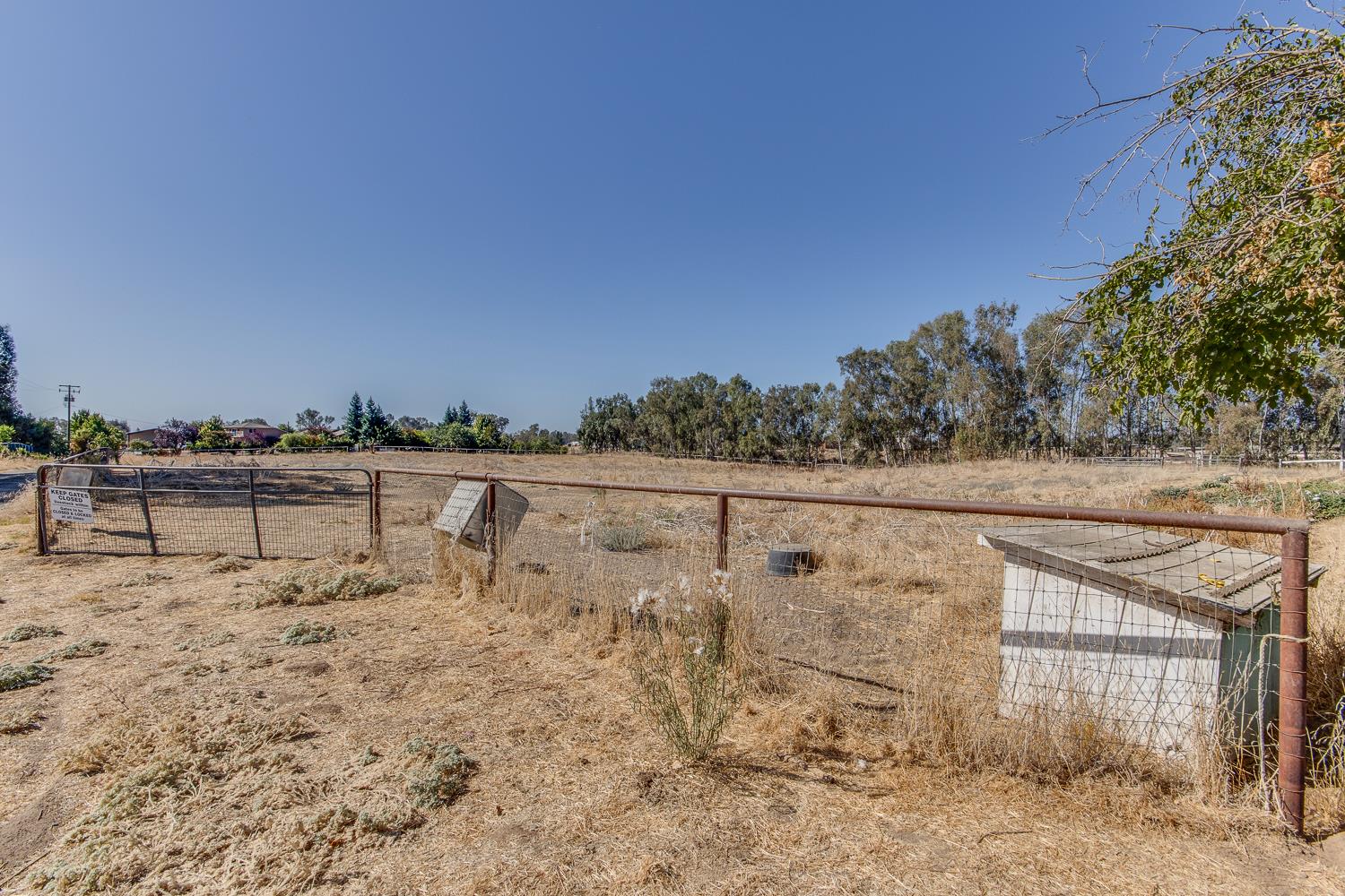 11495 E Herndon Ave, Clovis, CA 93619