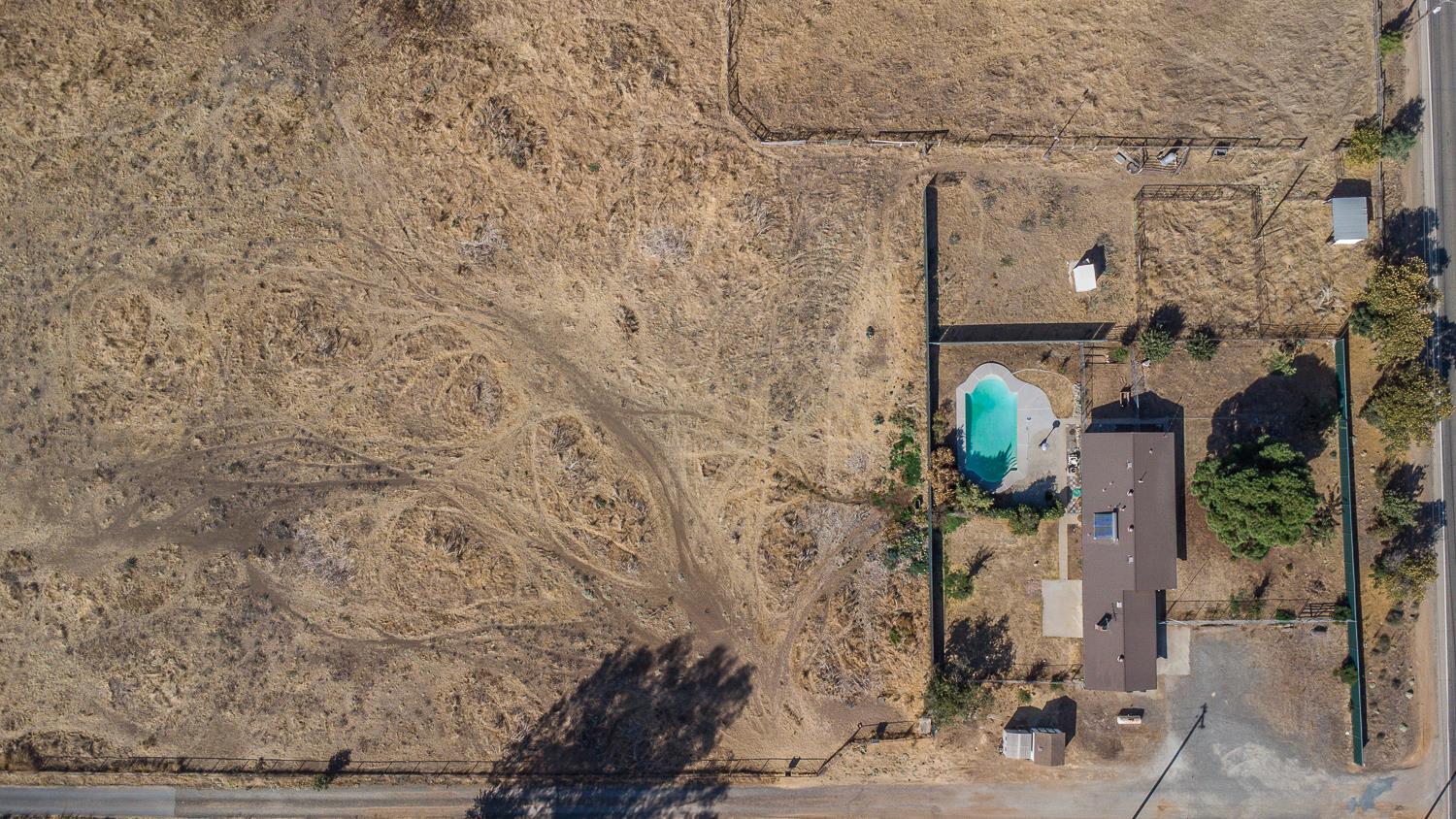 11495 E Herndon Ave, Clovis, CA 93619