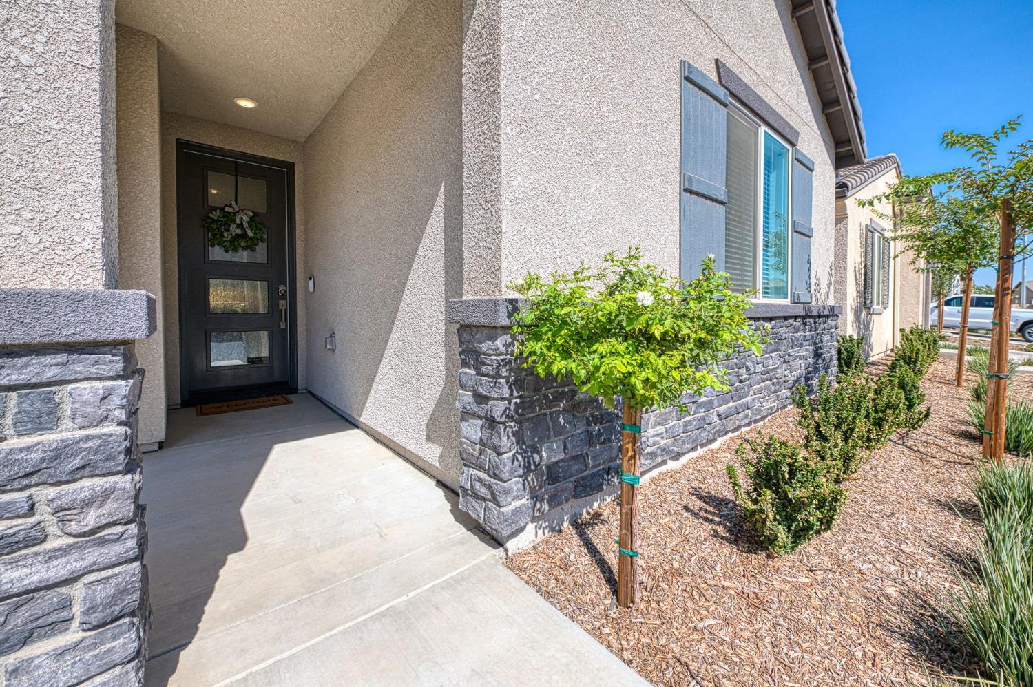 1523 Bloom Ln, Clovis, CA 93619