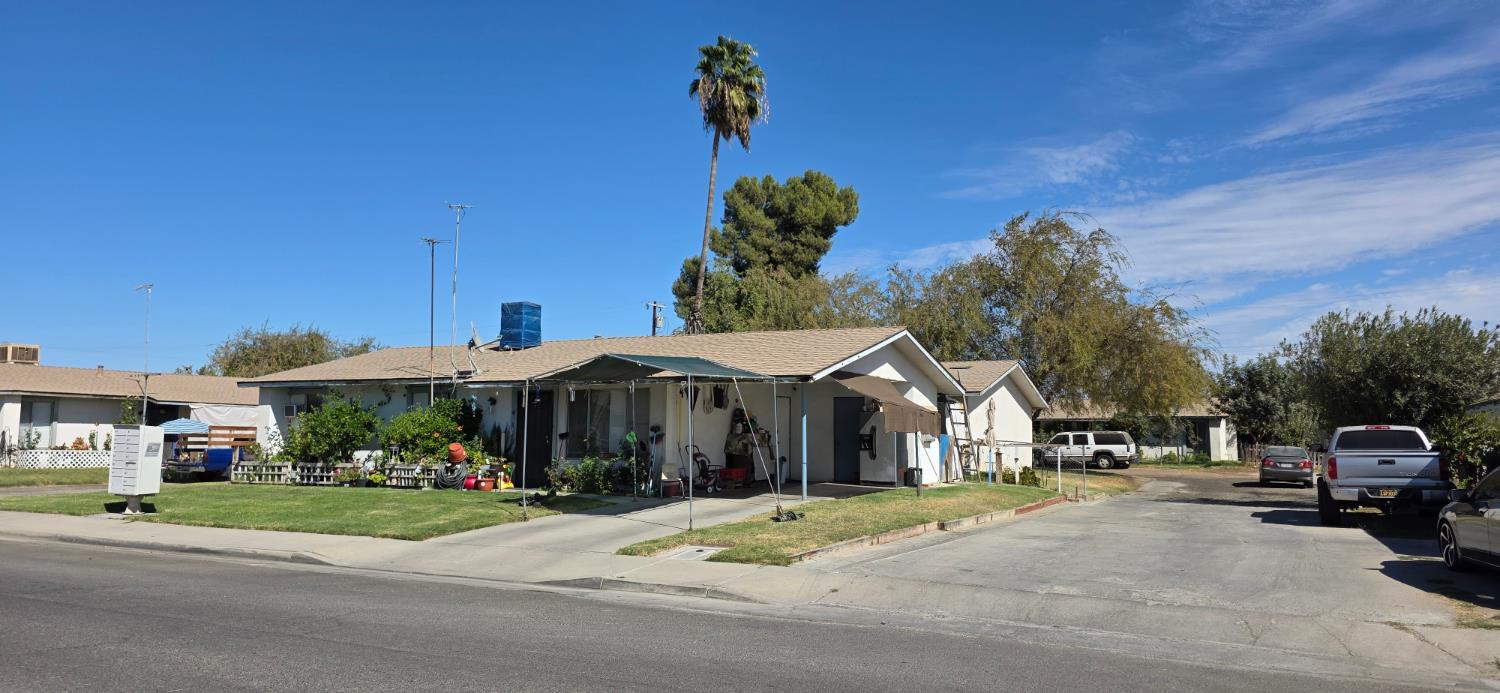1743 1765 Corregidor Ave, Firebaugh, CA 93622
