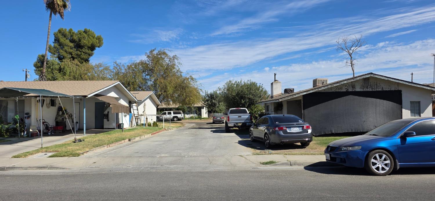 1743 1765 Corregidor Ave, Firebaugh, CA 93622