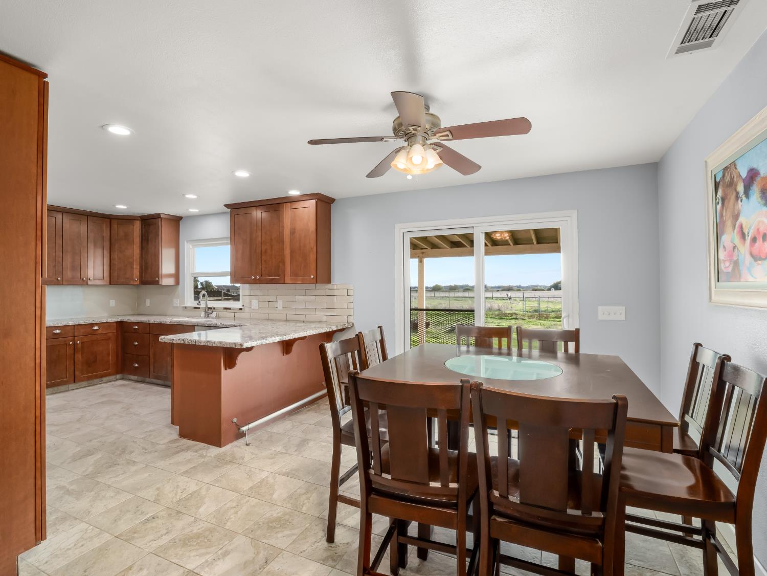 13017 Violet Ln, Clovis, CA 93619