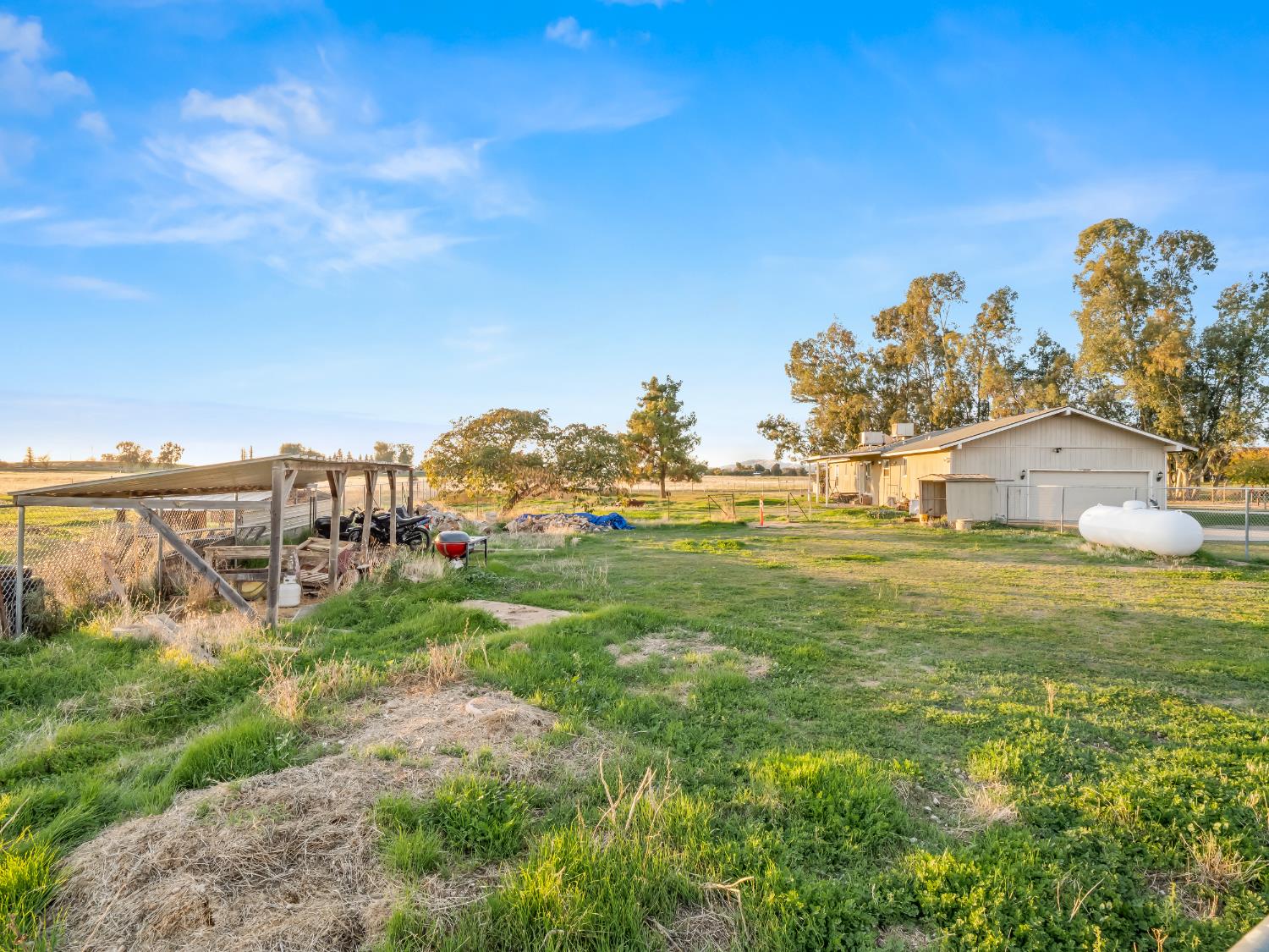 13017 Violet Ln, Clovis, CA 93619