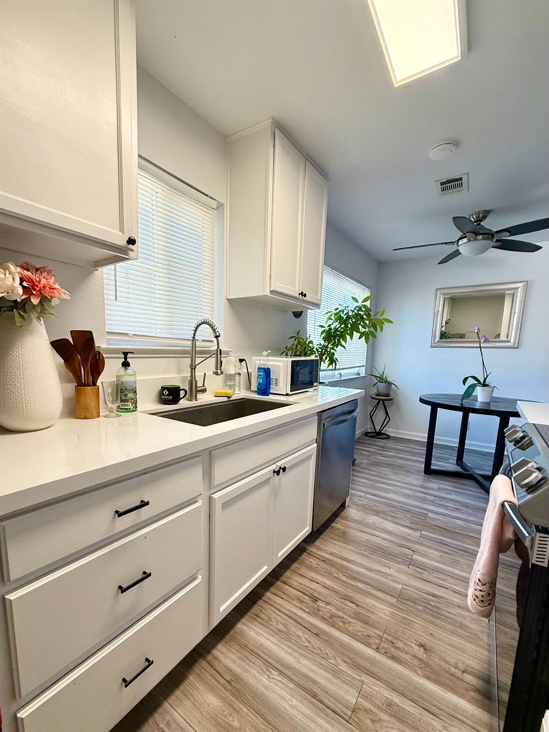 2236 Peach Ave #4, Clovis, CA 93612