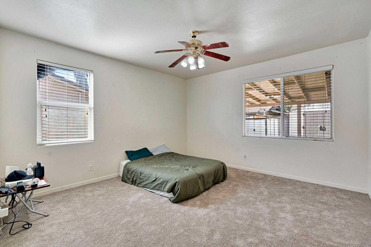 2426 S Larkin Ave, Fresno, CA 93727