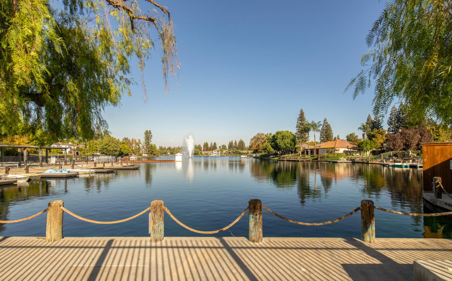 10781 N Windham Bay Cir, Fresno, CA 93730