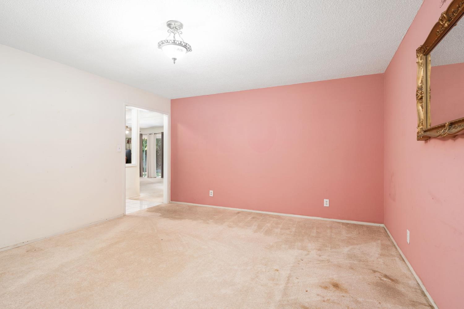 6545 N Raisina Ave, Fresno, CA 93710