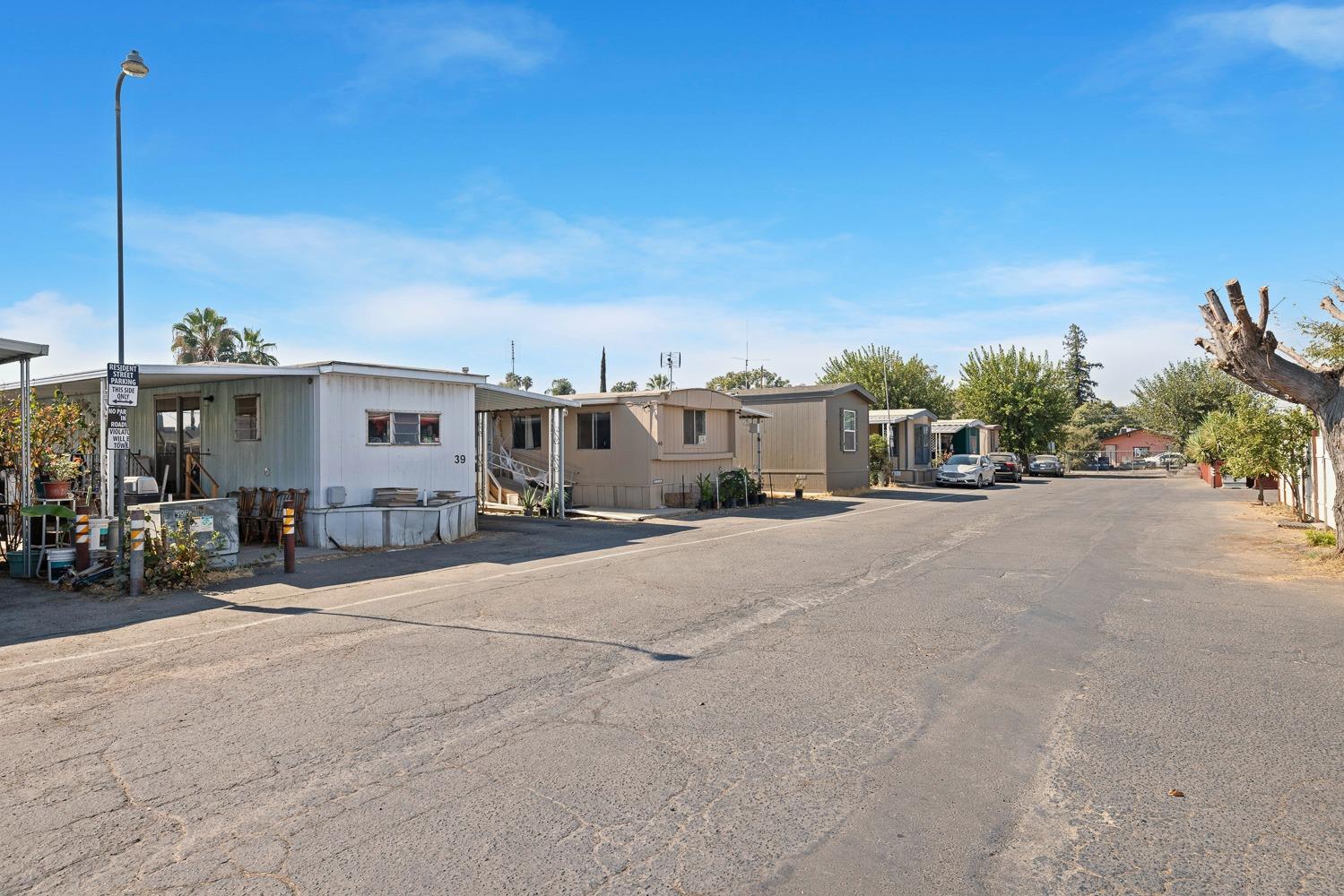 1719 W Olive Ave #37, Fresno, CA 93728