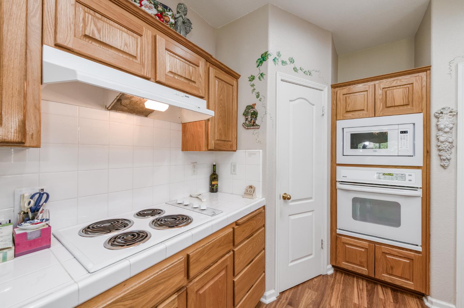 2560 E El Paso Ave, Fresno, CA 93720