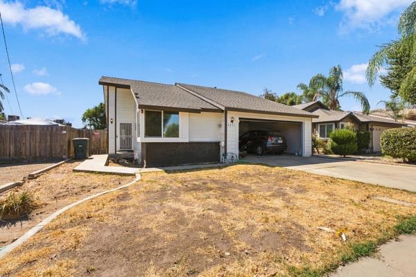 4331 Myrtle Ave W, Visalia, CA 93277