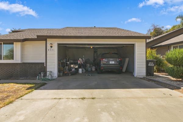 4331 Myrtle Ave W, Visalia, CA 93277