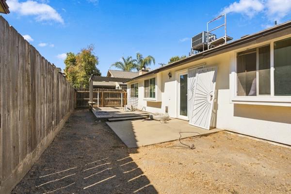 4331 Myrtle Ave W, Visalia, CA 93277