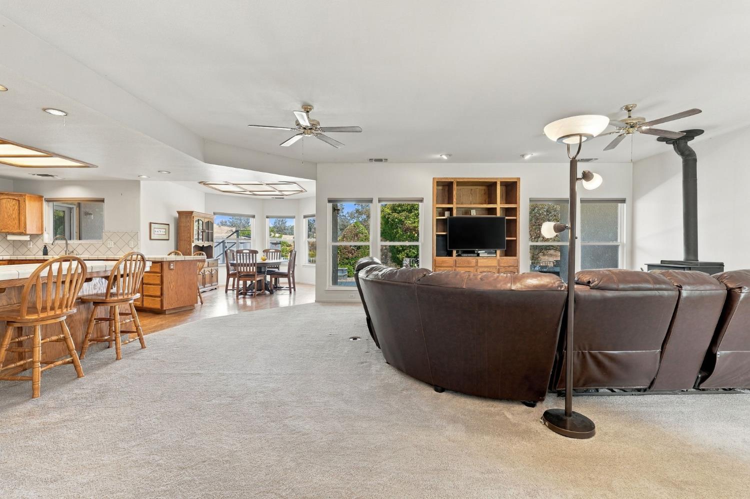 33378 Puma Ln, Yokuts Valley, CA 93675