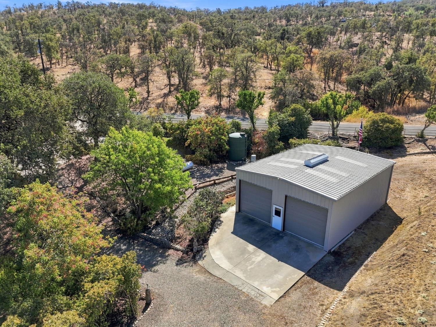 33378 Puma Ln, Yokuts Valley, CA 93675