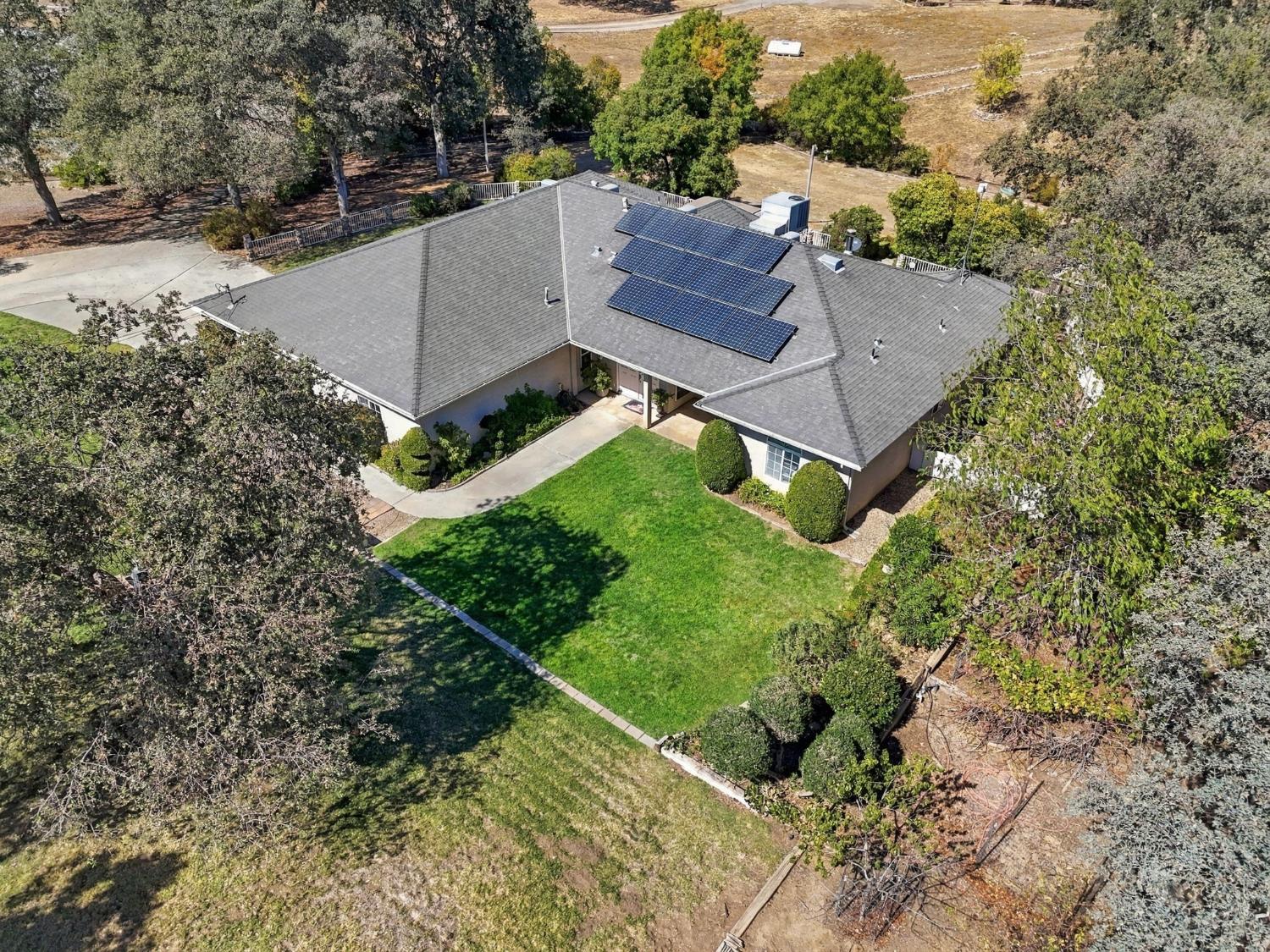 33378 Puma Ln, Yokuts Valley, CA 93675