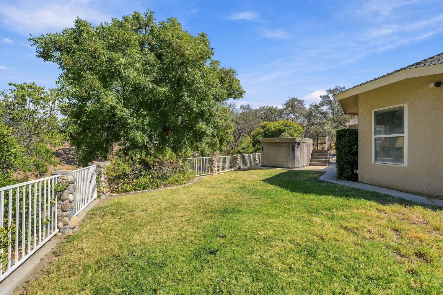 33378 Puma Ln, Yokuts Valley, CA 93675