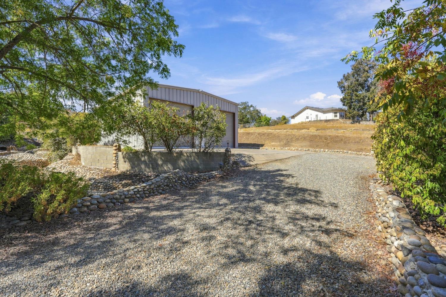 33378 Puma Ln, Yokuts Valley, CA 93675