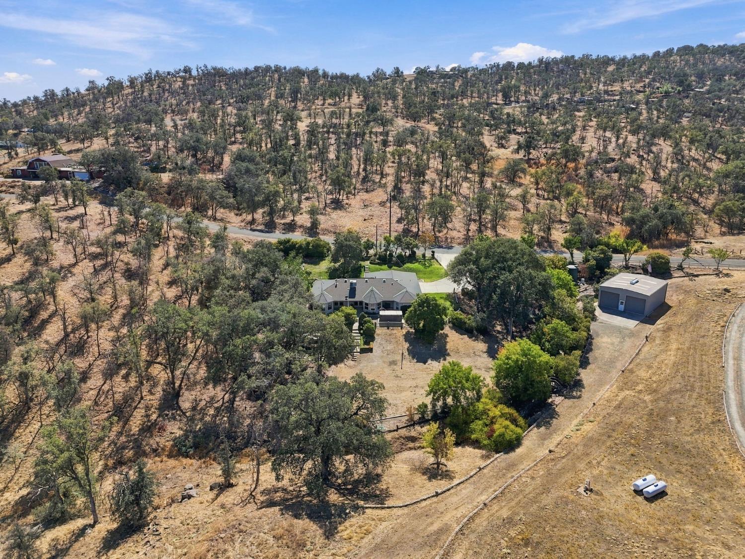 33378 Puma Ln, Yokuts Valley, CA 93675