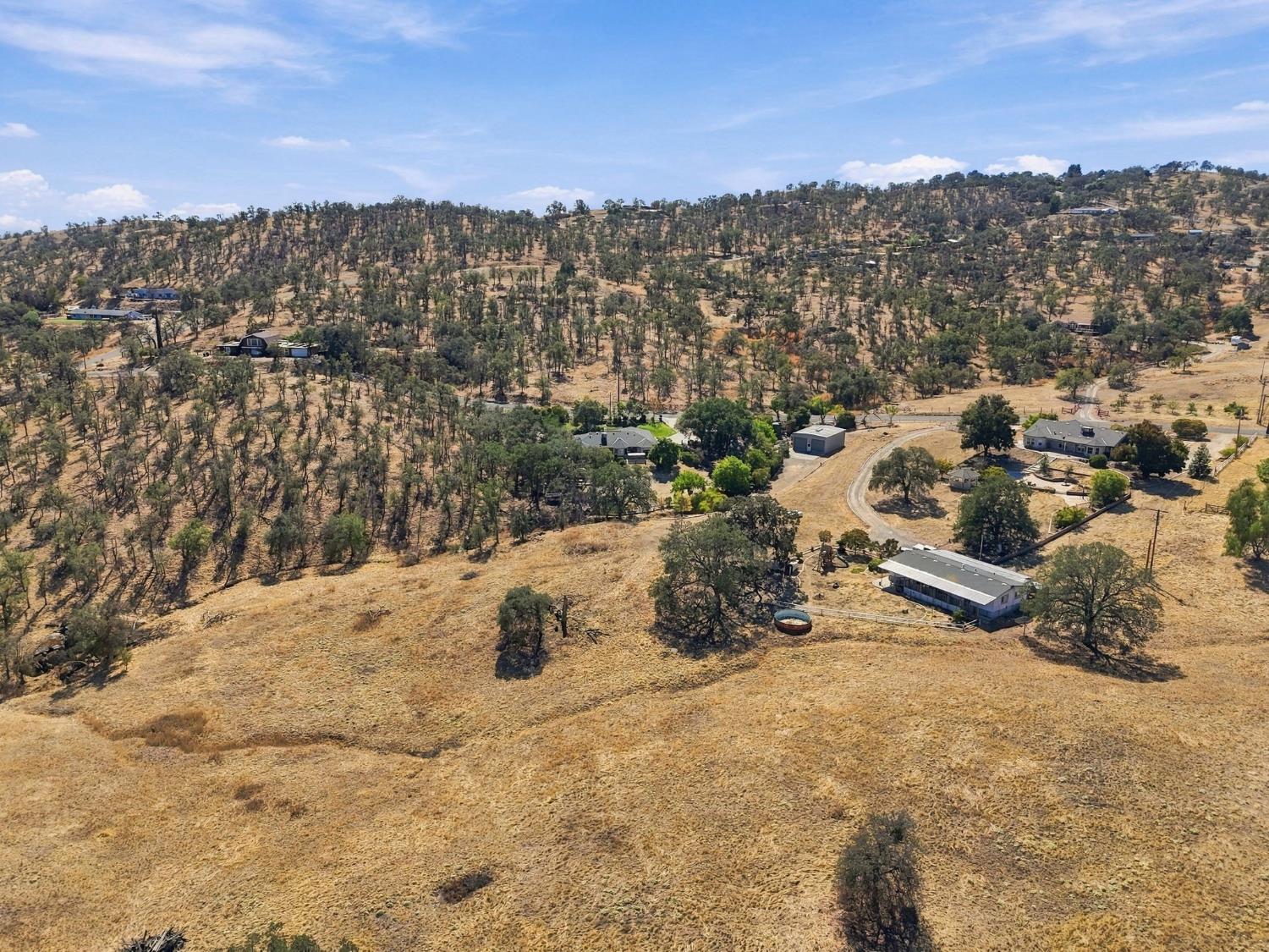 33378 Puma Ln, Yokuts Valley, CA 93675