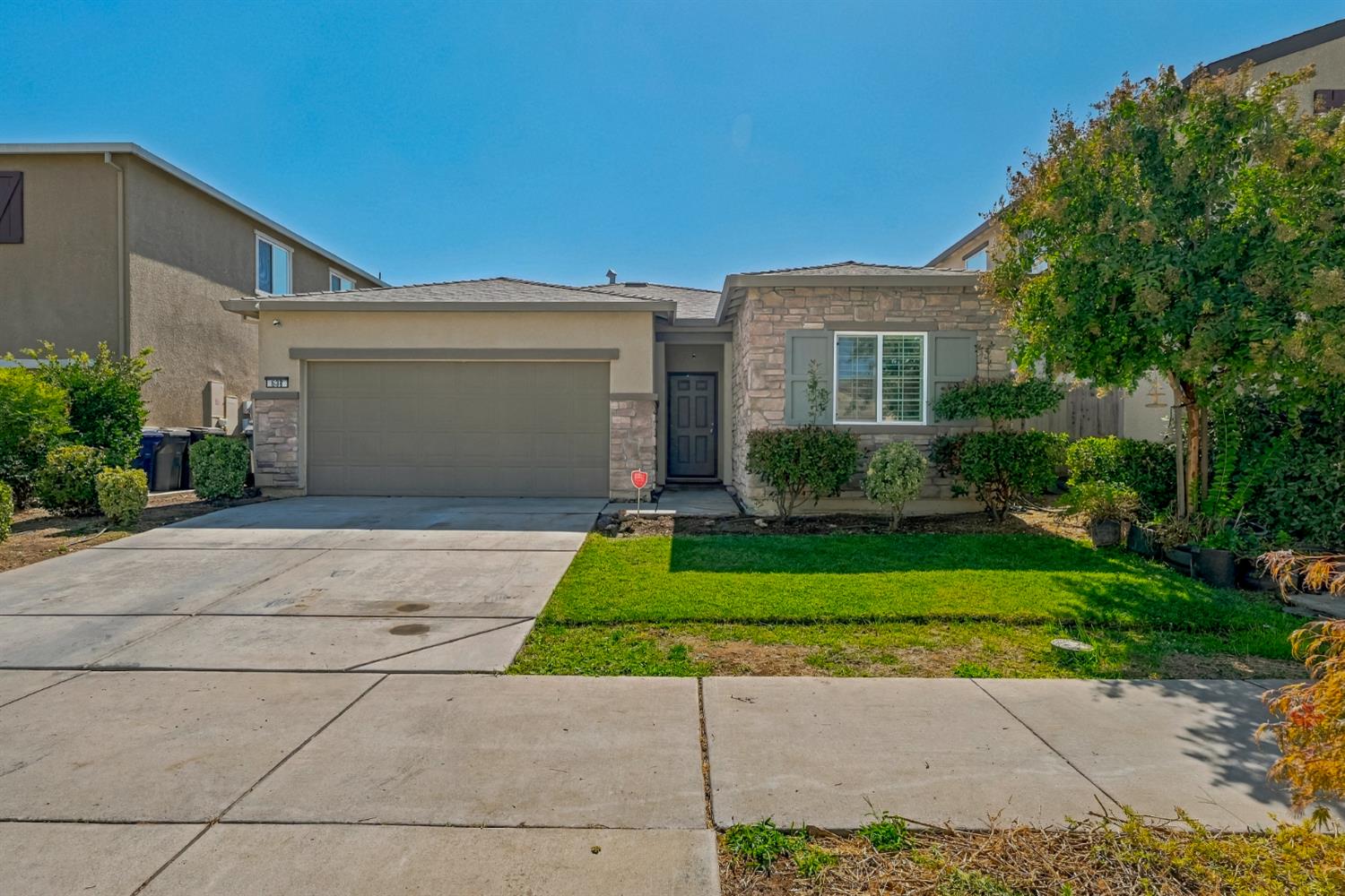 638 Phelps Dr, Merced, CA 95348