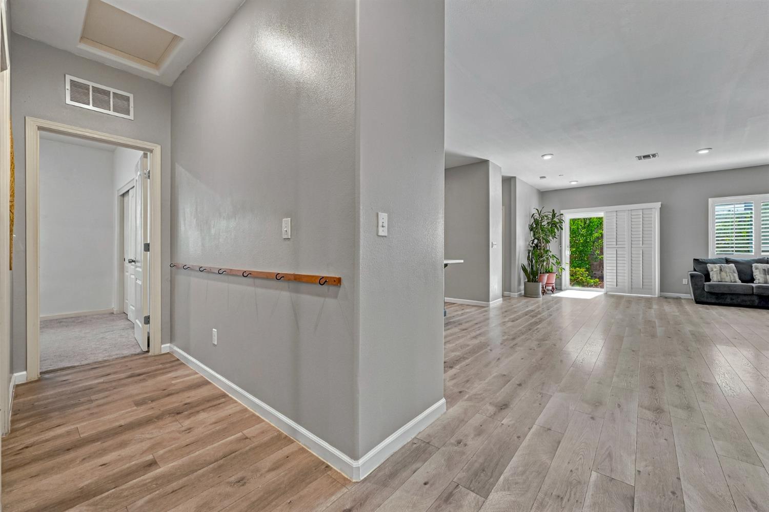638 Phelps Dr, Merced, CA 95348