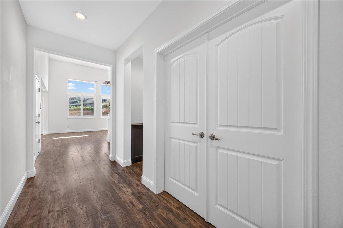 4466 N Ensanada Ave, Fresno, CA 93723