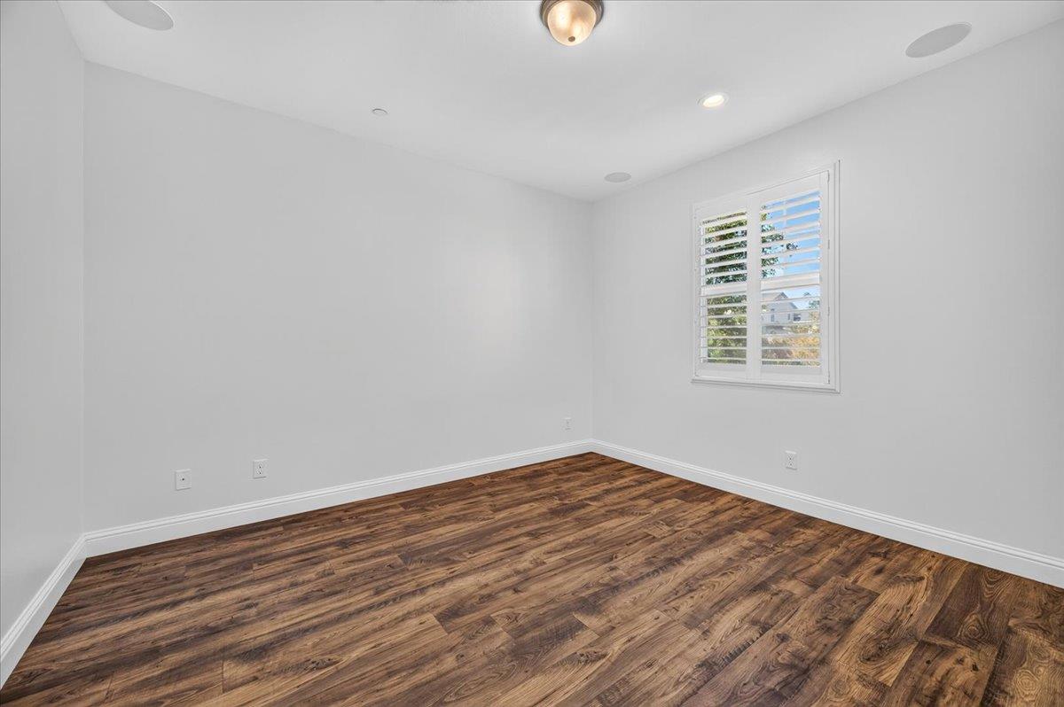 4466 N Ensanada Ave, Fresno, CA 93723