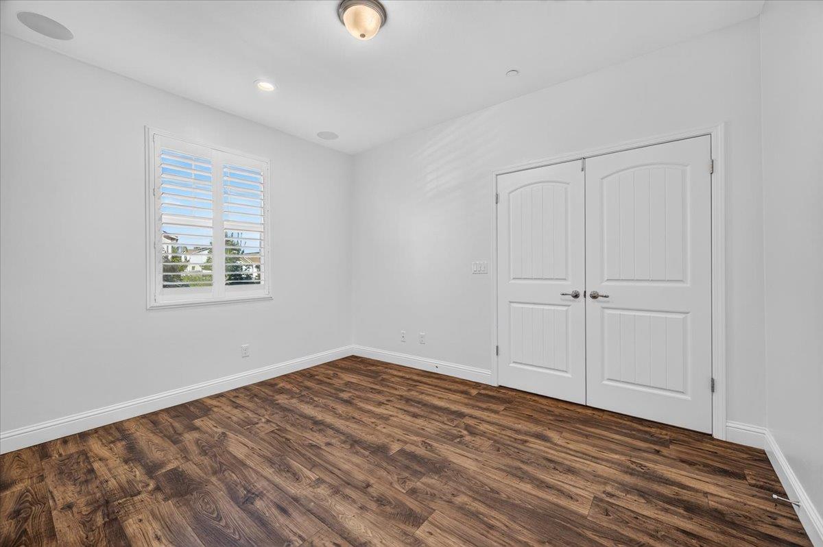 4466 N Ensanada Ave, Fresno, CA 93723