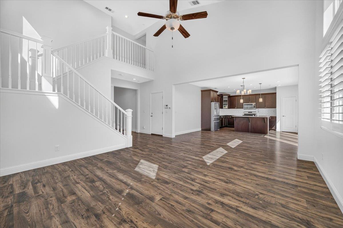 4466 N Ensanada Ave, Fresno, CA 93723