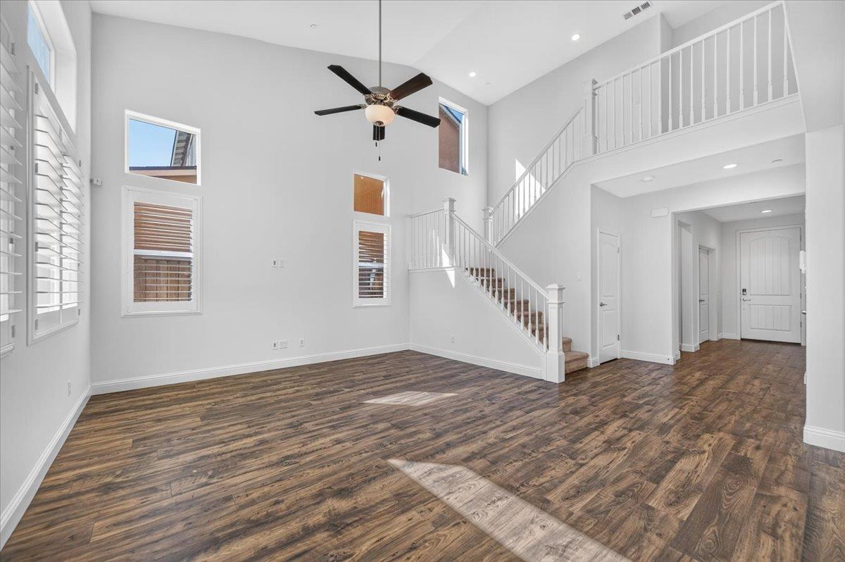 4466 N Ensanada Ave, Fresno, CA 93723