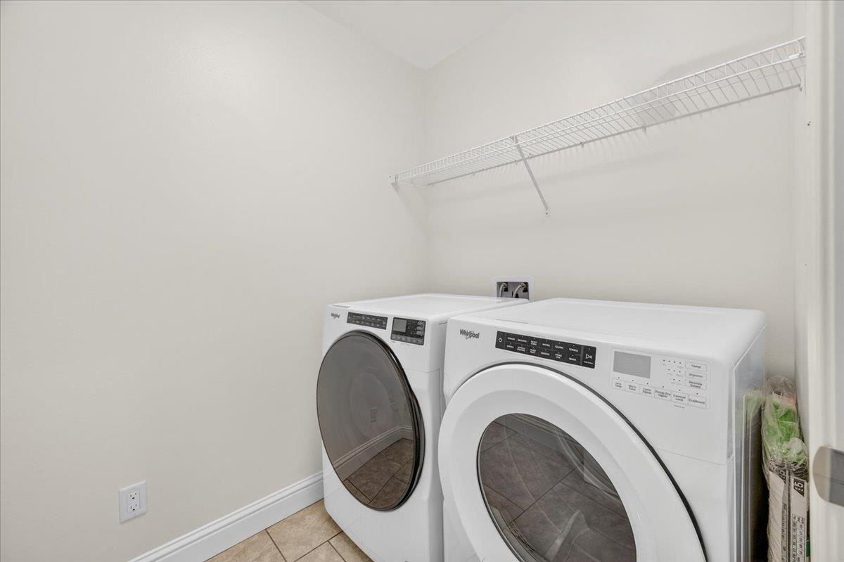 4466 N Ensanada Ave, Fresno, CA 93723