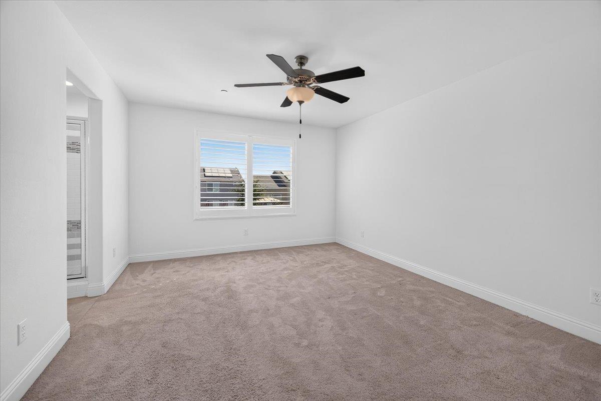 4466 N Ensanada Ave, Fresno, CA 93723