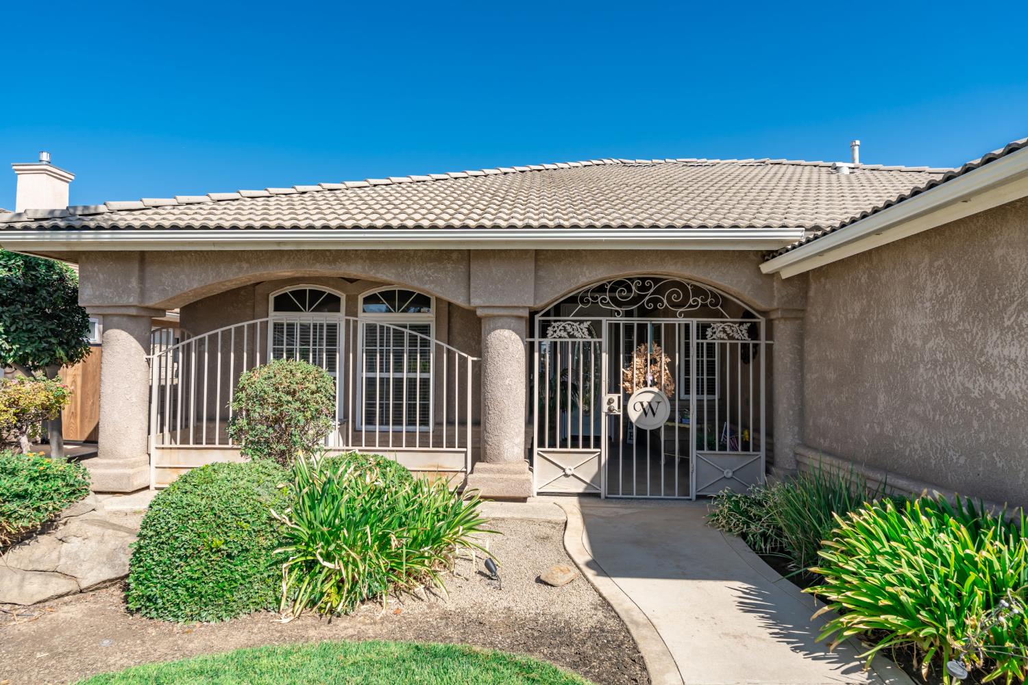 2963 Glade Ave, Madera, CA 93637