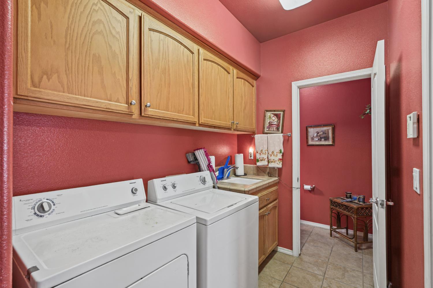 2963 Glade Ave, Madera, CA 93637