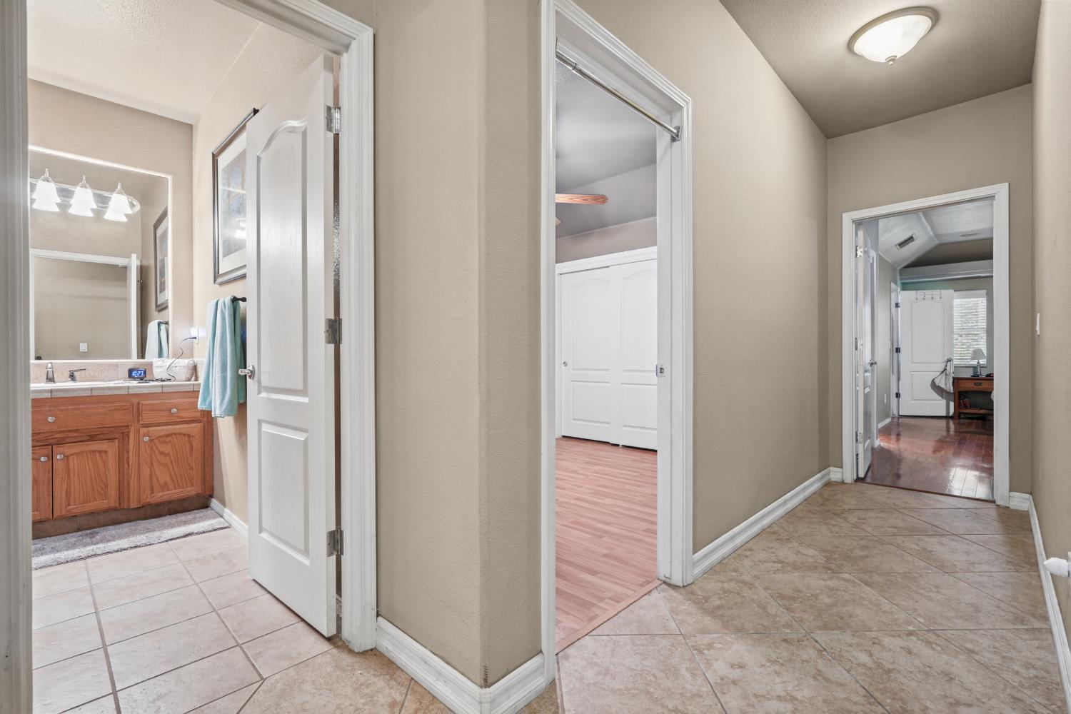 2963 Glade Ave, Madera, CA 93637