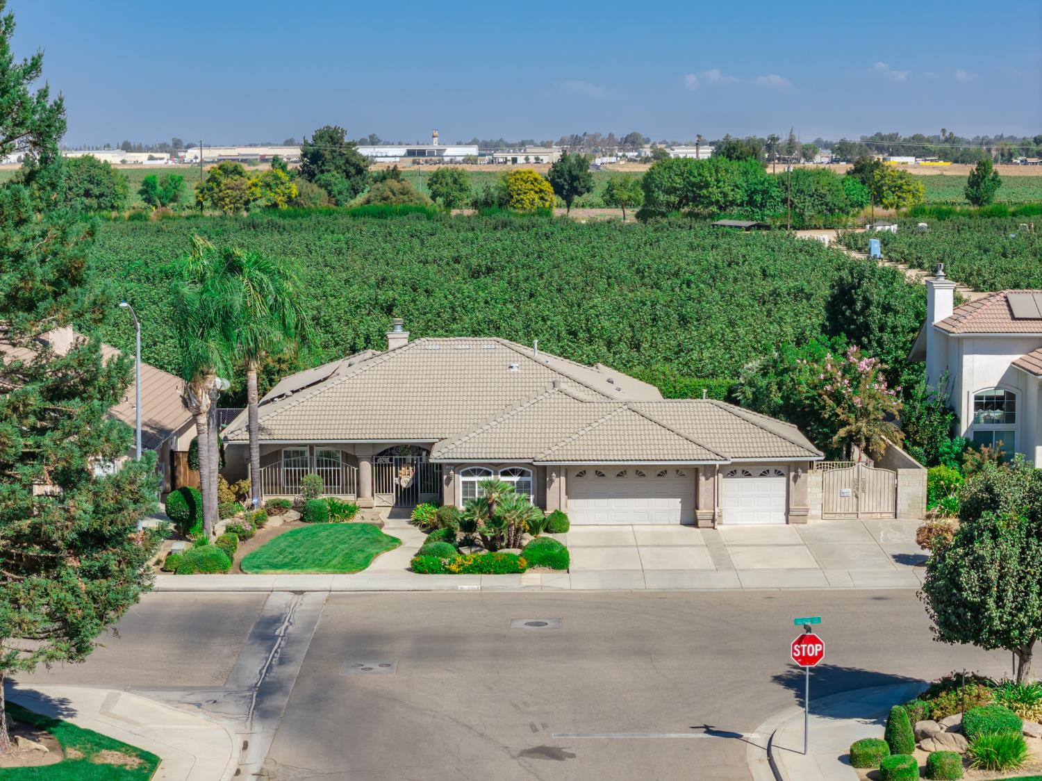 2963 Glade Ave, Madera, CA 93637