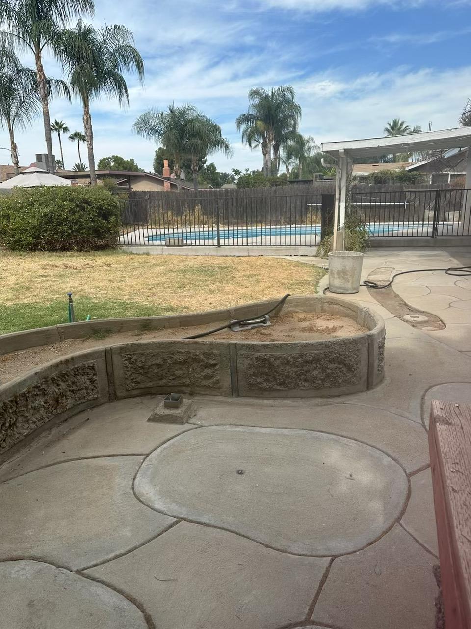 3060 Sylmar Ave, Clovis, CA 93612