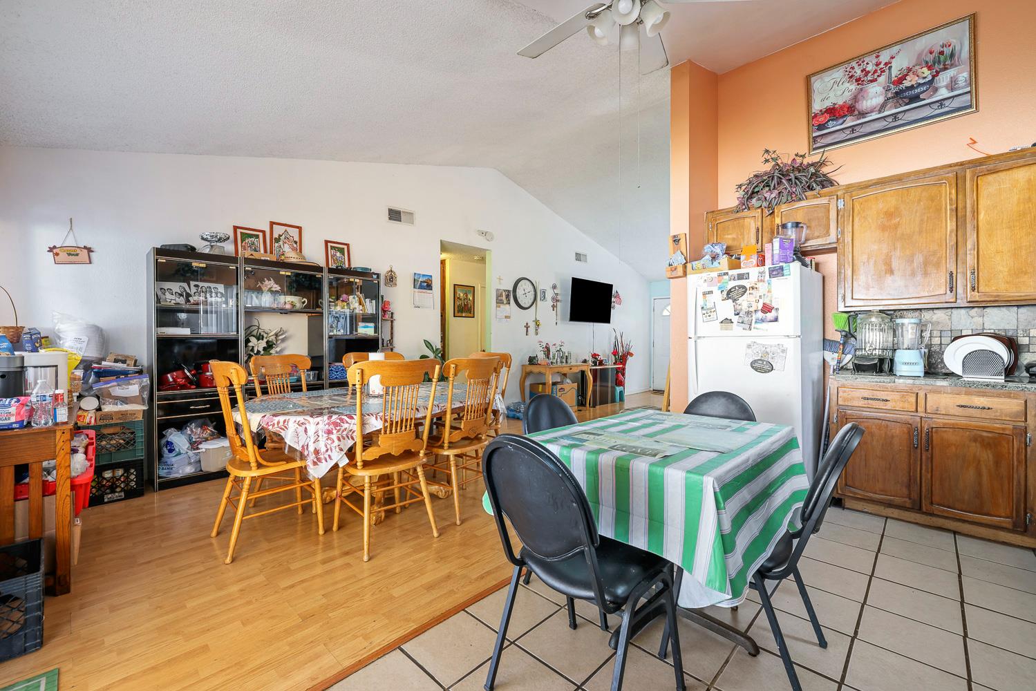 275 E Pleasant St, Coalinga, CA 93210