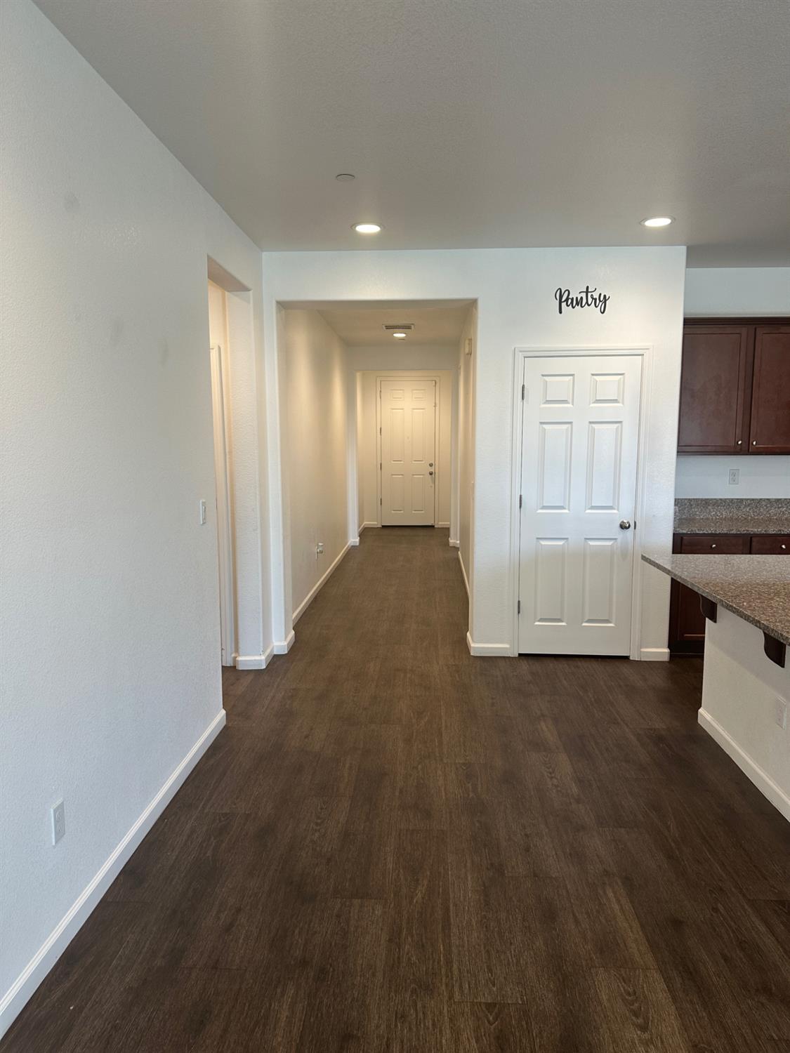 14167 Middleton Ave, Kerman, CA 93630