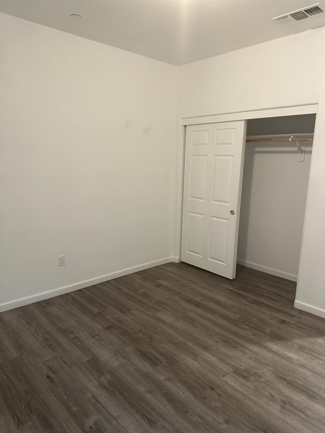 14167 Middleton Ave, Kerman, CA 93630