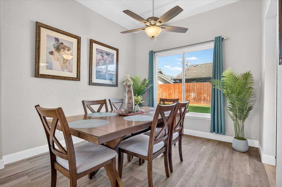 2616 E Chennault Ave, Fresno, CA 93720