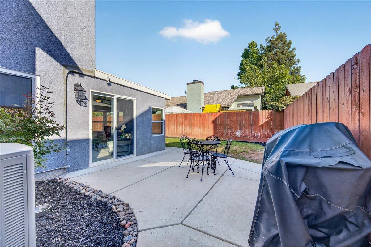 2616 E Chennault Ave, Fresno, CA 93720