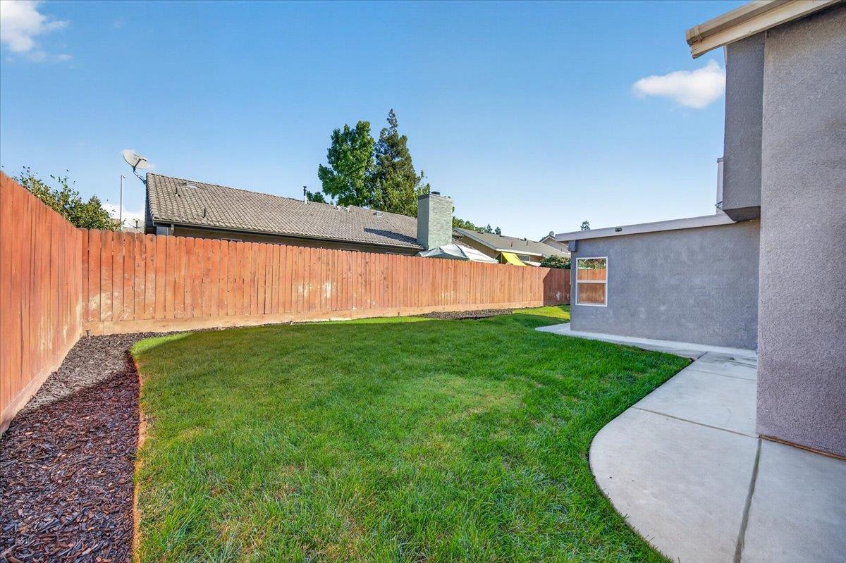 2616 E Chennault Ave, Fresno, CA 93720