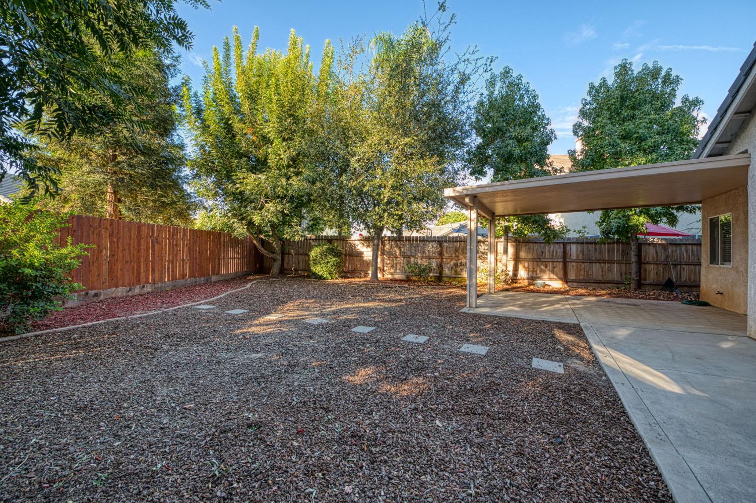 2357 E Emilie Ave, Fresno, CA 93730