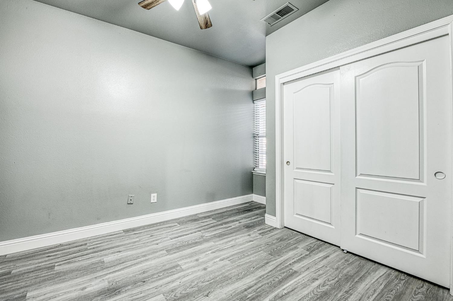 2357 E Emilie Ave, Fresno, CA 93730